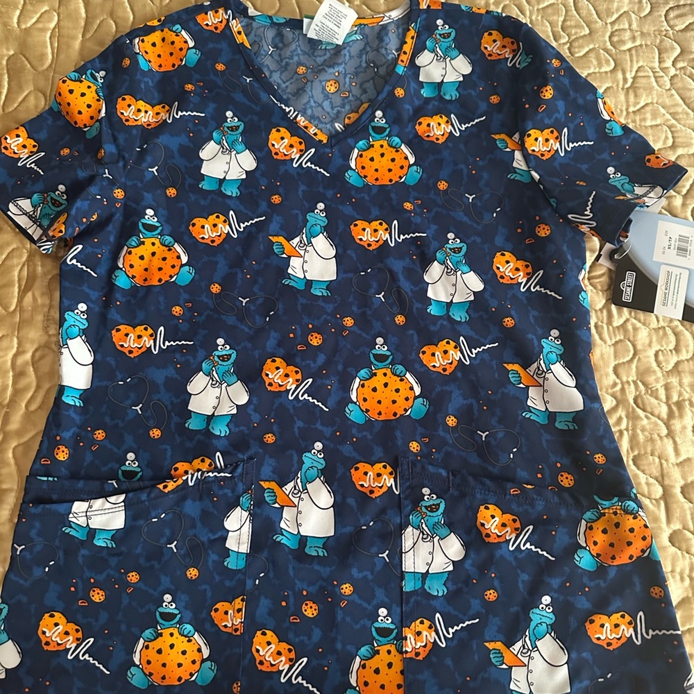 Sesame Street Cookie Monster Scrub Top